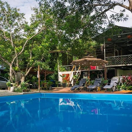 فندق Timba Garden Free Town And Jetty Transport سيمبورنا المظهر الخارجي الصورة
