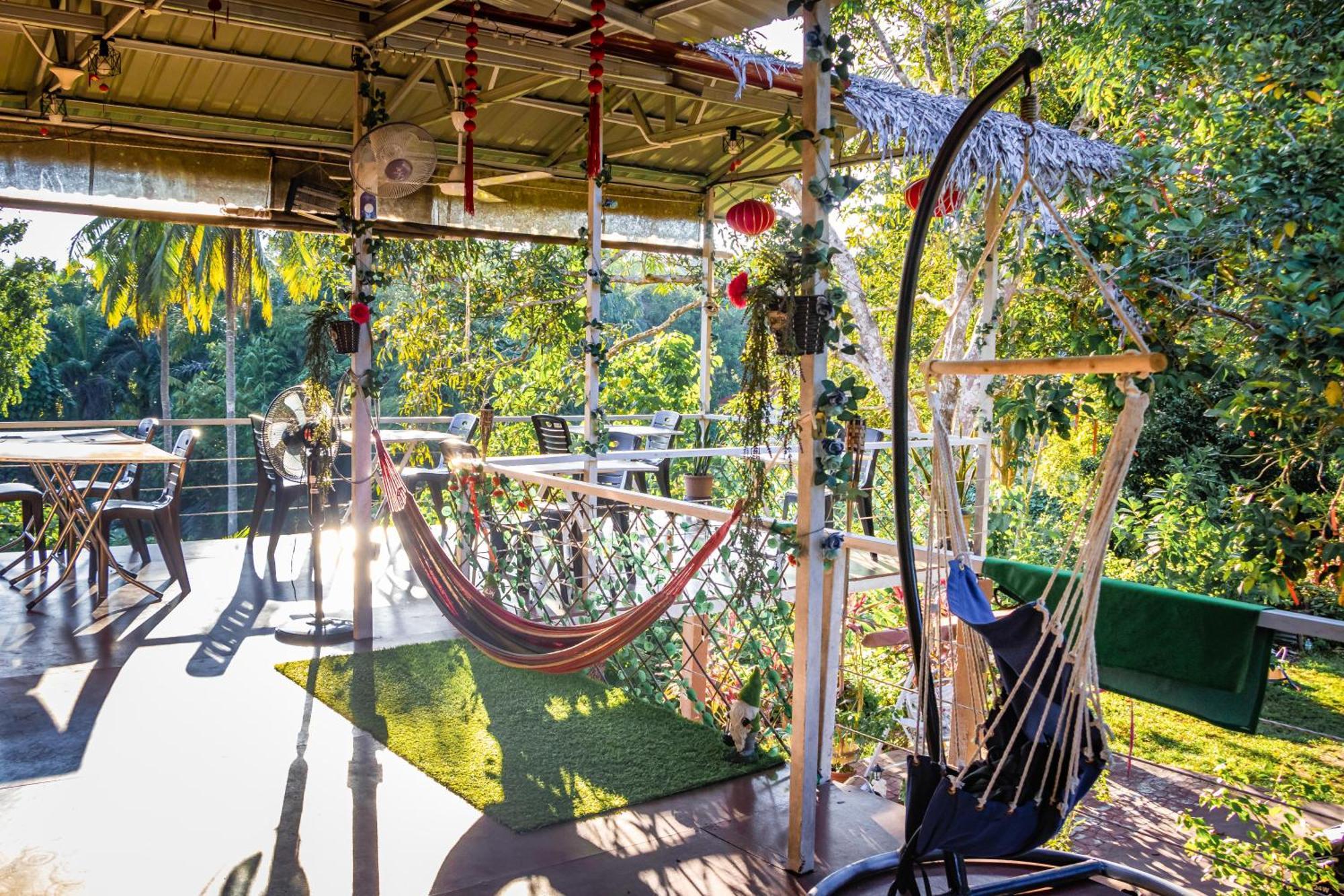 فندق Timba Garden Free Town And Jetty Transport سيمبورنا المظهر الخارجي الصورة