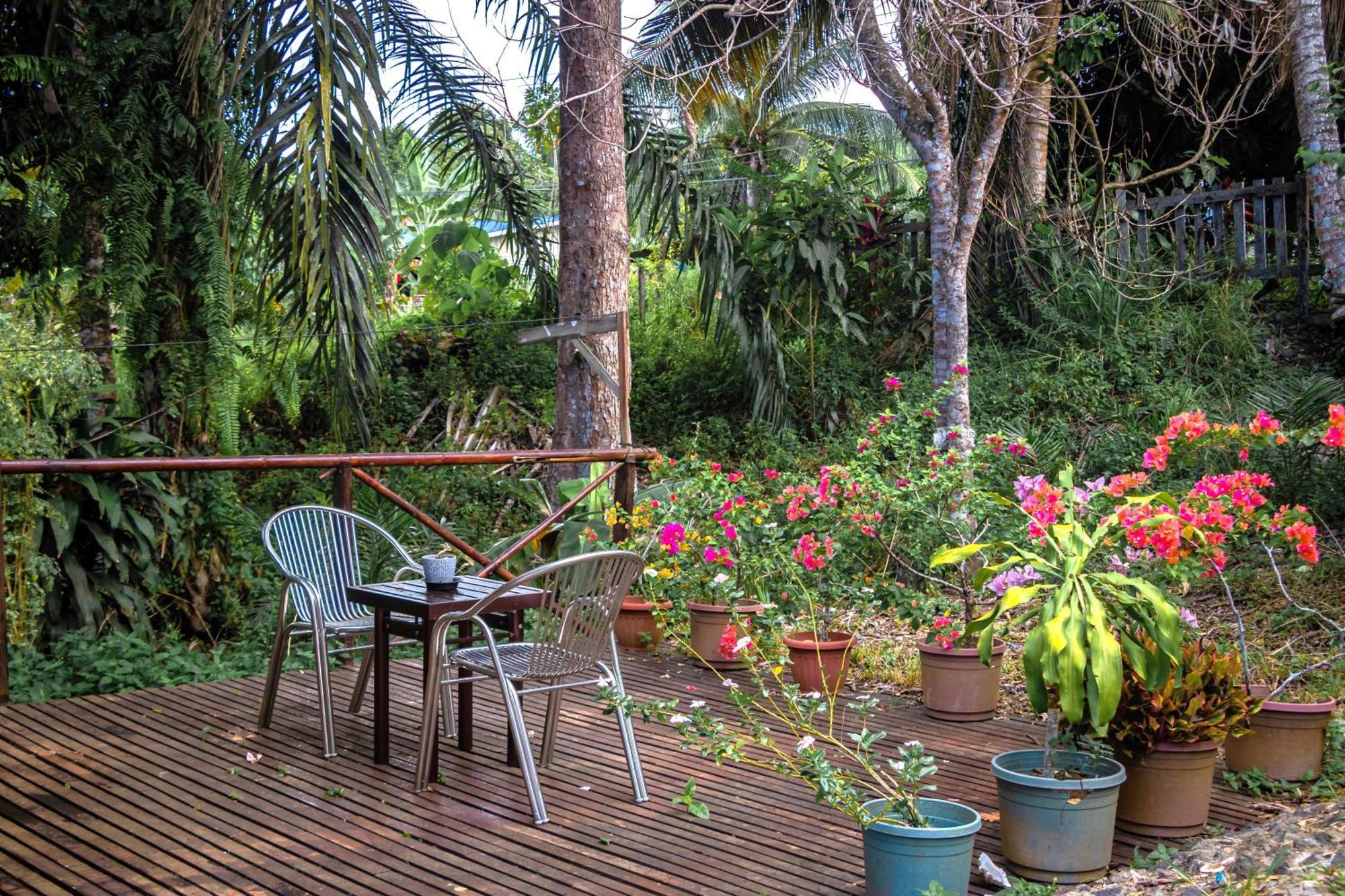 فندق Timba Garden Free Town And Jetty Transport سيمبورنا المظهر الخارجي الصورة
